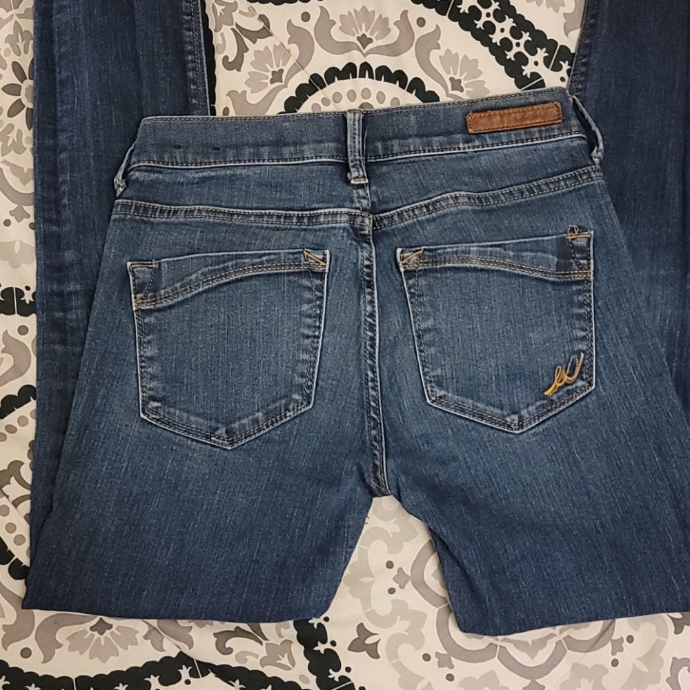 Express Jeans - Picture 2 of 6